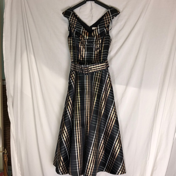 1901 Dress 0 - Picture 1 of 8
